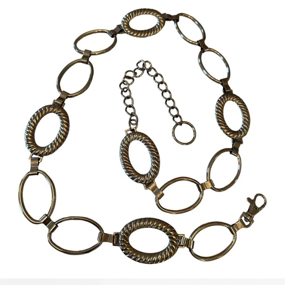 Vintage Y2K Silver Tone Chain Belt